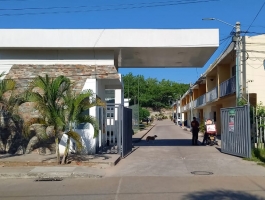 CONJUNTO RESIDENCIAL CORUÑA BERDEZ 